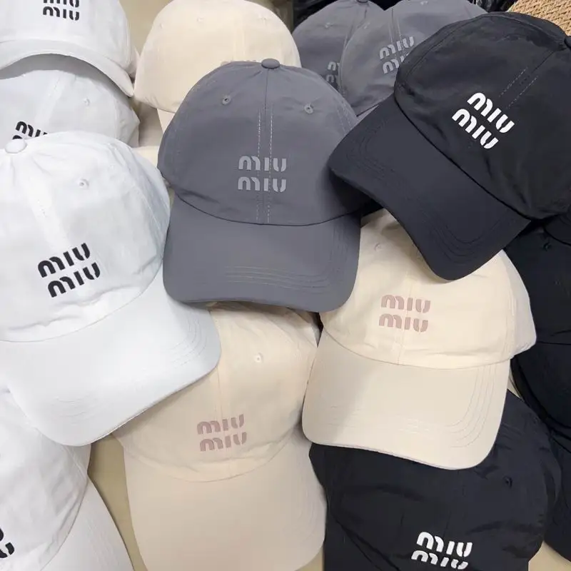 Miumiu cap dx81